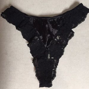 💗NWOT -Victoria Secret Thong